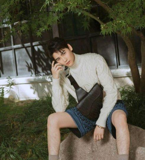 演艺工作|“神”转折来了！隐身4个月后黄俊捷宣布暂停演艺工作，女方：他被陷害了