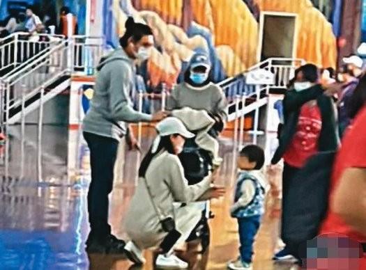 刘诗诗|刘诗诗罕见探班杨幂 像小女生一样超级有爱