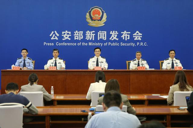 自动挡|公安部：优化驾驶证考试内容和程序，自动挡科目二考试减少为4项