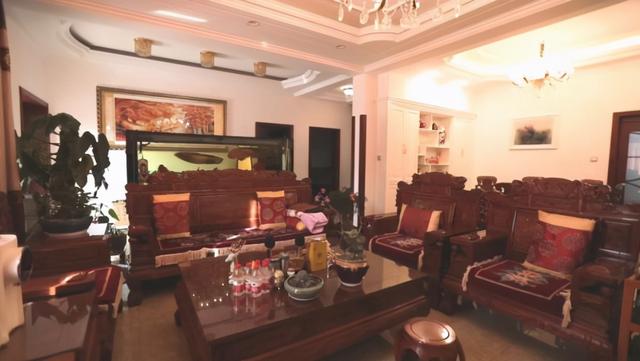 1983年|副市长被查前让老婆搬空别墅 开“夫妻店”合力敛财