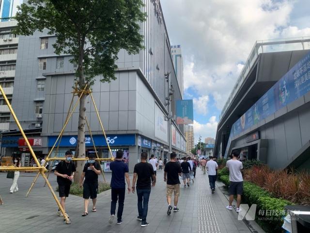 阻尼器|深圳赛格大厦今天中午疑再发生晃动，已通知高层商户下楼