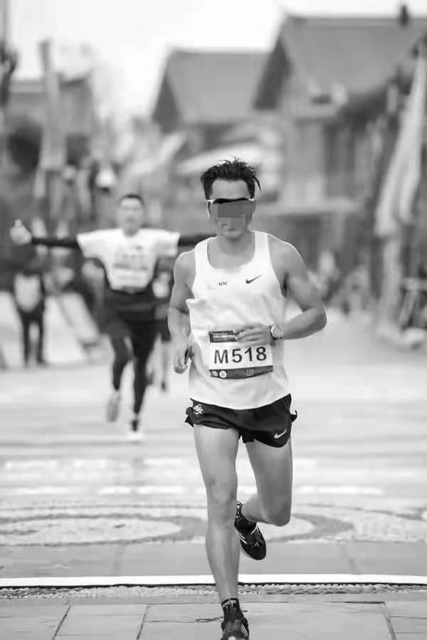 网络暴力|甘肃越野跑前6名唯一幸存者遭网暴 被质疑在炫耀,不感恩救命恩人