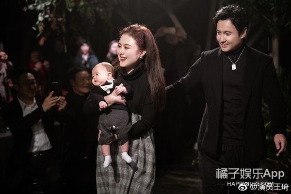 曝光量|沈腾3岁儿子正面照曝光 网友:喜剧界后继有人,和爸爸一模一样