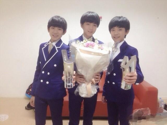 发声明|把“年”写成“月”！时代峰峻急着辟谣，TFBOYS将解散系谣言