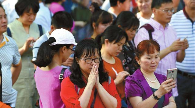 高考状元|各地高考成绩今起陆续公布，教育部要求严禁炒作高考状元