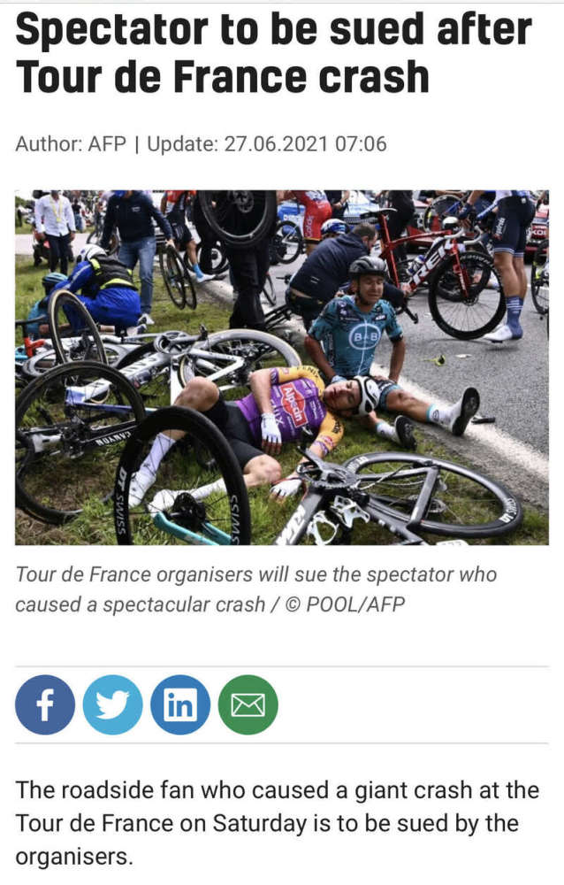 选手|环法自行车赛上选手大面积撞车 选手扎堆摔倒一片混乱