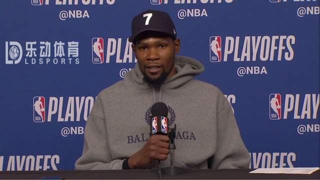 拉文|美国男篮只剩8名队员飞往东京 能否找人顶替仍是未知数