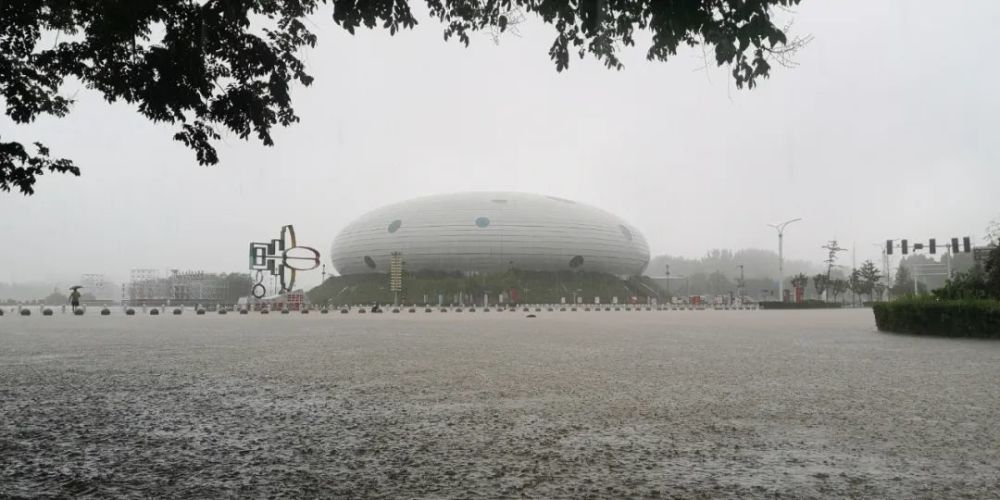 红色预警信号|新疆百万个馕驰援河南 风雨面前，我们一起扛！