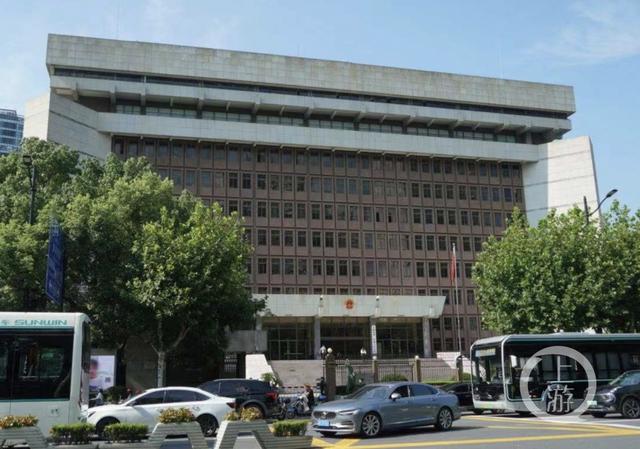 被告人|上海杀妻焚尸案凶手获死刑 索要钱款还债遭拒将妻子杀害