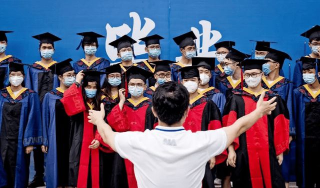 转学|哗众取宠？华科回应网红称可以靠关系转学：录取符合高考政策