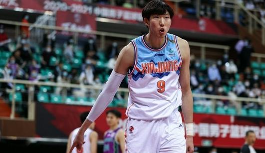 男篮|情商太低？周琦举报新疆队违规，姚明会下狠手吗？