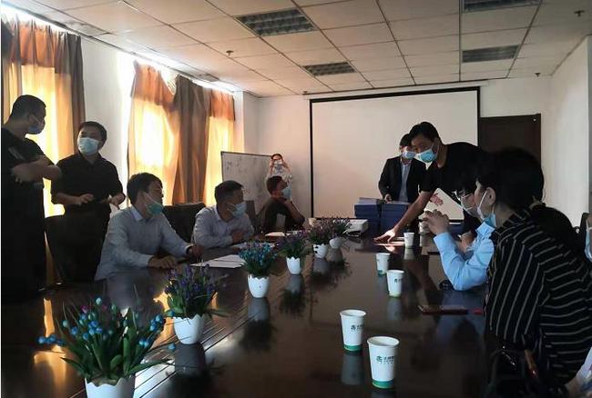 专有部分|小区暴雨中倒下一堵墙维修费129万 物业报价比市场价贵不少