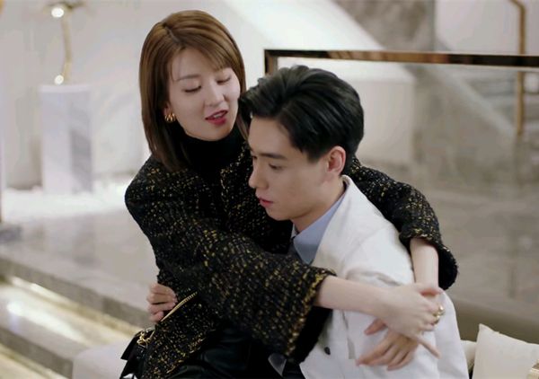 郑好|乔欣方否认与郑好恋情，但态度模糊惹粉丝不满！女方曾与杨洋传绯闻