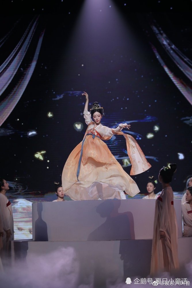 撒贝宁|撒贝宁说初见李思思惊为天人 被她丰富的知识储备和机智所吸引