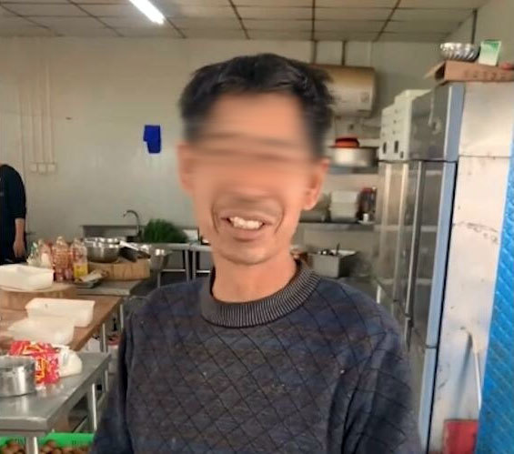 大叔|悲剧！掏空家底，打赏女主播30万后被拉黑男子轻生结生命