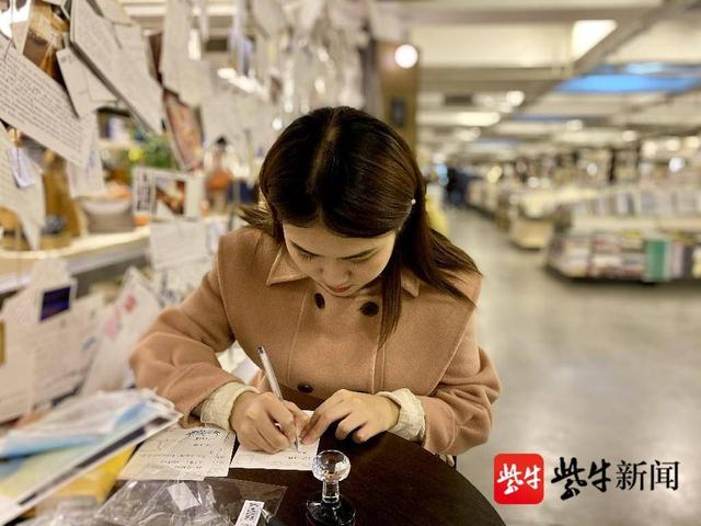 染发剂|南医大在读研究生!顶着染发剂救人的医生:当时没考虑形象