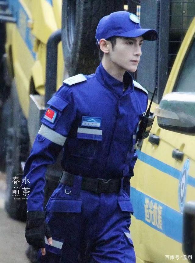 演员|粉丝心疼不已，罗云熙拍戏意外受伤！对手演员发文致歉并否戴戒指