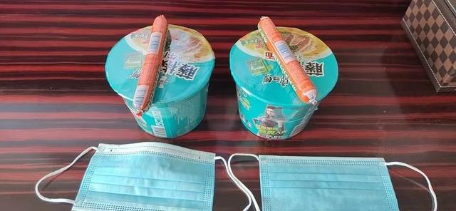 摄影团|上海游客滞留内蒙古:9天测4次核酸 临时成立文体组,每天做广播体操