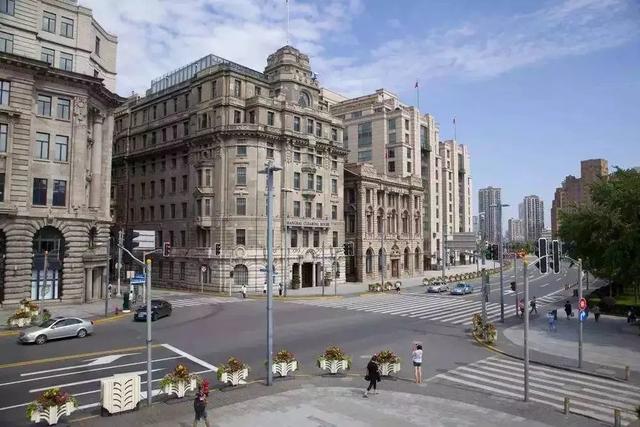 【记忆】建筑可阅读：北京东路这幢“邮船”形的大楼里，曾广播过“上海声音”