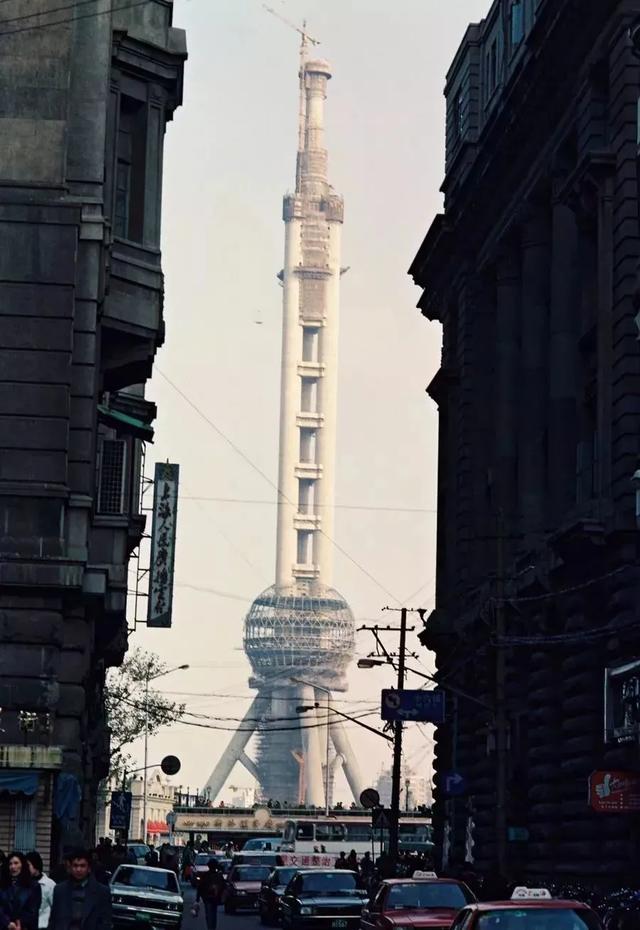 【记忆】建筑可阅读：北京东路这幢“邮船”形的大楼里，曾广播过“上海声音”