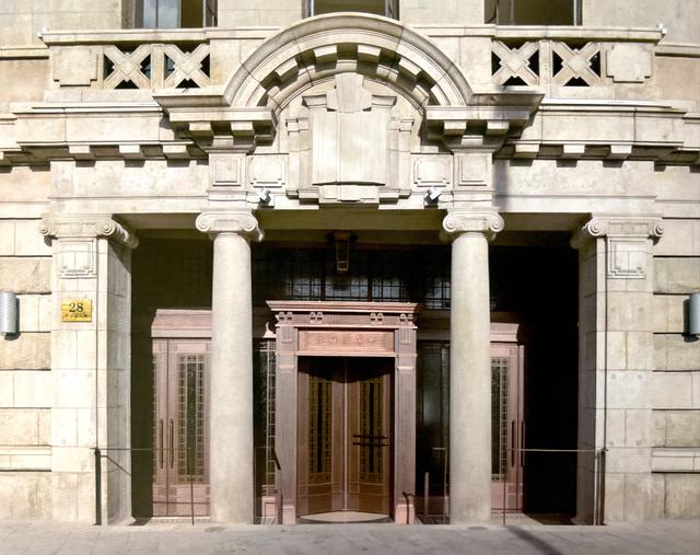 【记忆】建筑可阅读：北京东路这幢“邮船”形的大楼里，曾广播过“上海声音”