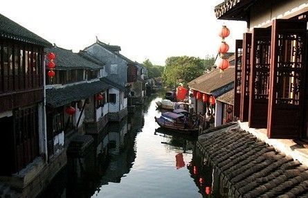点击图片进入下一页
