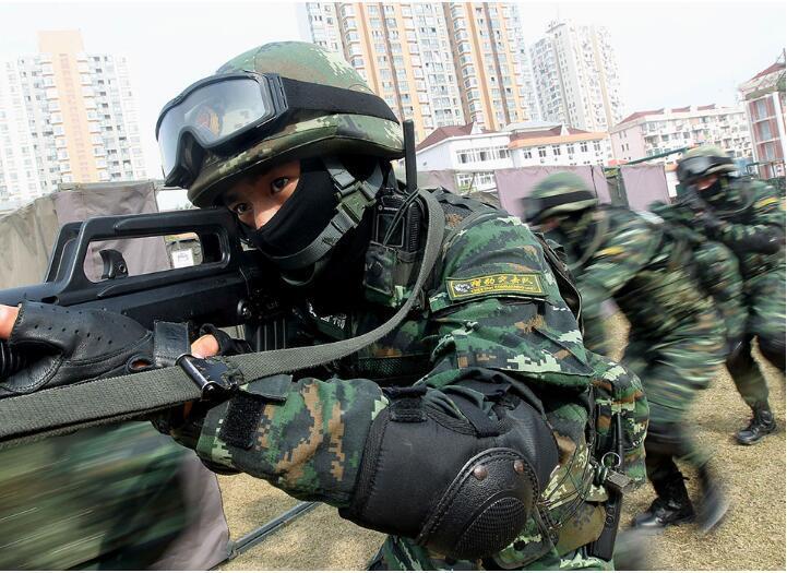 上海武警猎豹突击队图片