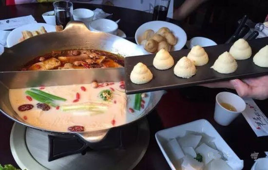 点击图片进入下一页