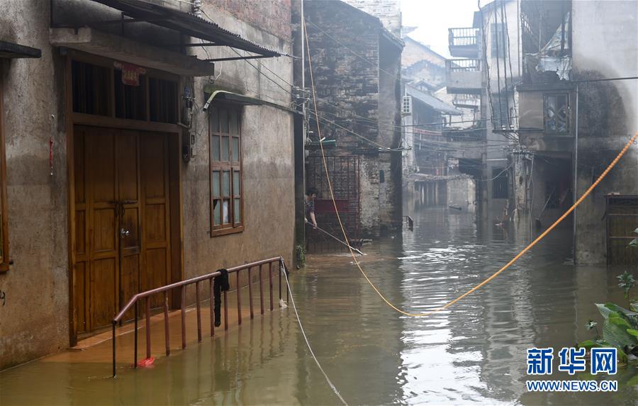 （社会）（2）广西贺州暴发有记录以来冬季最大洪水 