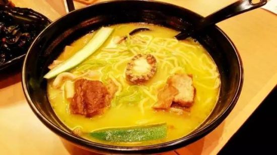 点击图片进入下一页