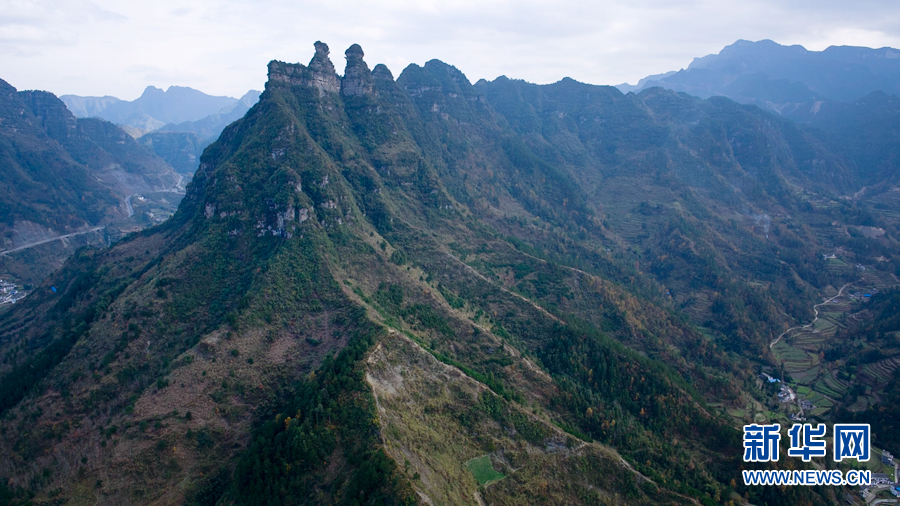 重庆市武陵仙山,在航拍视角下的武陵仙山山脉,显现出一派巴渝山水