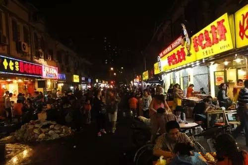 点击图片进入下一页