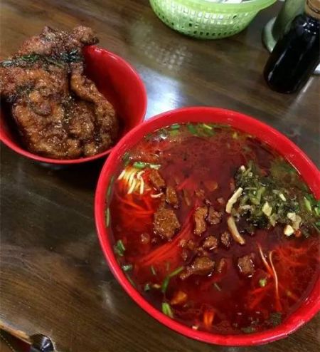 点击图片进入下一页
