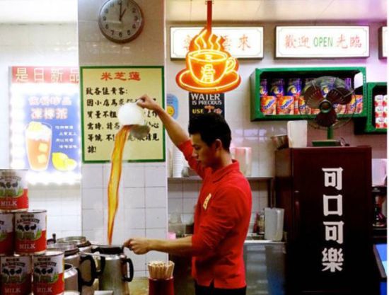 点击图片进入下一页