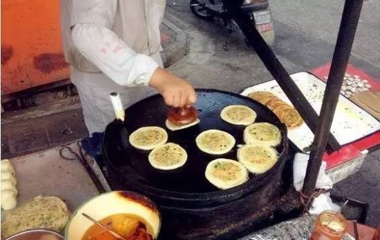点击图片进入第一页