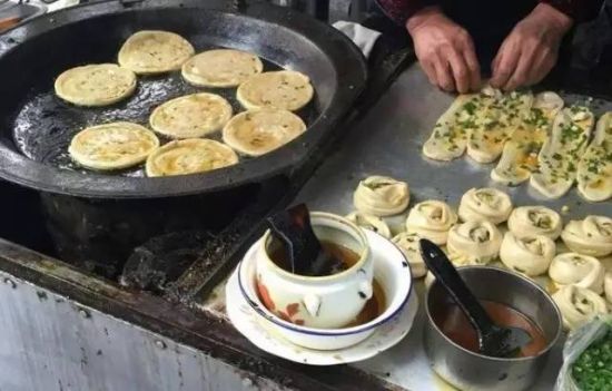点击图片进入第一页