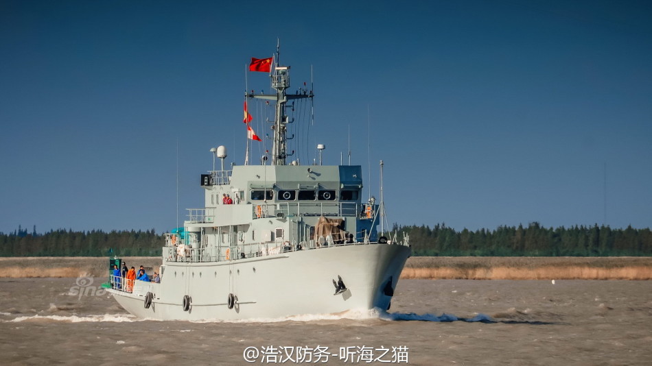 现在小船也建得好看啦中国新082ii扫雷艇测试