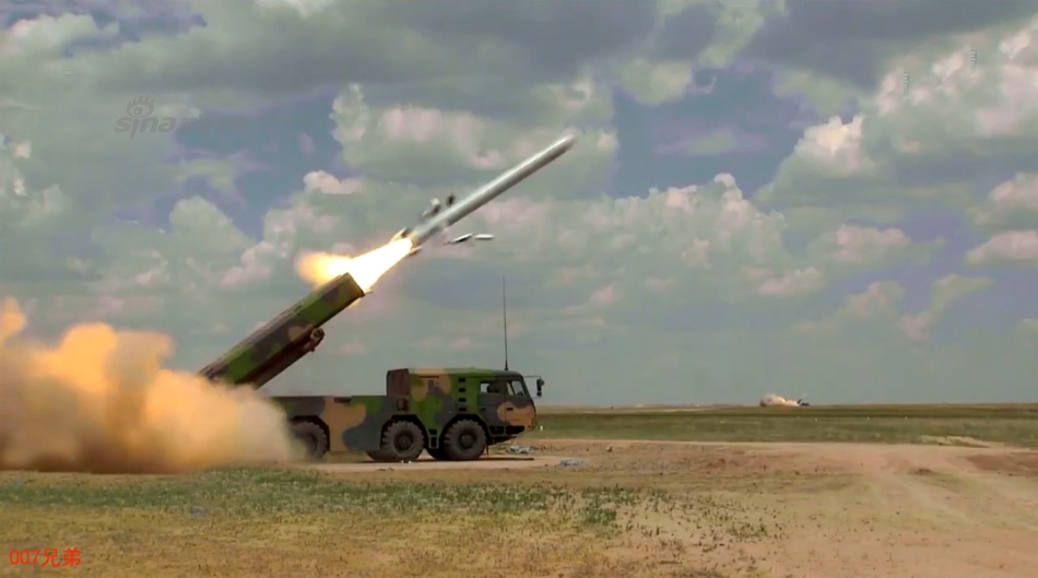 炸个敌人屁股开花!我军东风10巡航导弹发射猛图