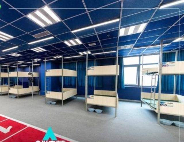 创1创2宿舍差别 温馨与豪华都已不见了