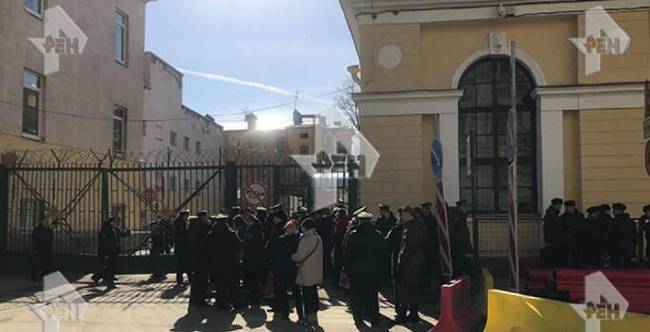 圣彼得堡军校爆炸3名学员受伤，爆炸原因不明
