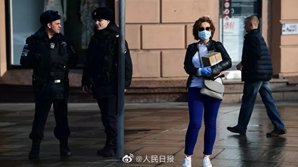 『隔离』莫斯科今起将全面隔离，携宠物外出不应离开住所超过100米