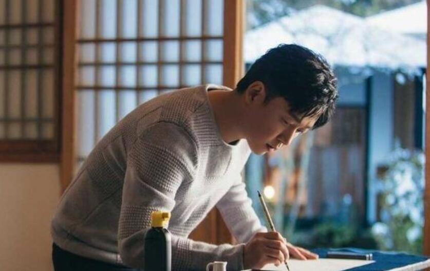 [鬼吹灯]文艺老哥！《鬼吹灯》片头题字竟然是潘粤明写的