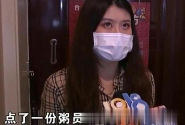 「孙女士」19.4元的外卖被偷，女子怒给2个差评，商家还跑过来砸门？