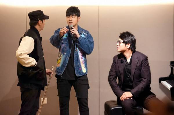 [钢琴王子]周杰伦、郎朗四手联弹，《周游记》开启地表最强音乐组合