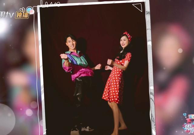 「吴尊」吴尊林丽吟婚纱照绝美 网友：从一而终的爱情太美好！