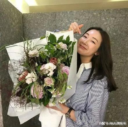 老公■崔智友产女 粉丝纷纷送祝福 丈夫背景众说纷纭