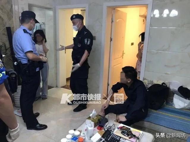 [路虎车]深夜看了男友手机，40楼飞出一把菜刀，砸中176万的路虎…