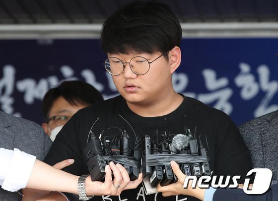 [韩国经济]韩国N号房创建人被公开示众 年仅24岁是名大学生