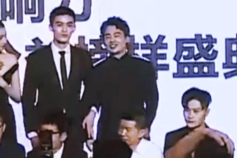 「德云」团宠!拿了女主剧本的郭麒麟,蔡徐坤吴磊张若昀毛不易抢着护