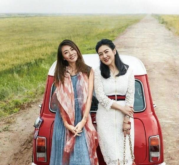 郑恺：郑恺苗苗结婚 网友：相爱3年抵不过1年，心疼程晓玥！